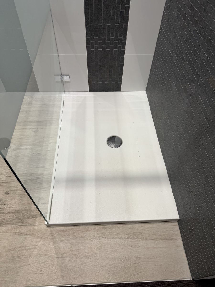 Paraventi: Duschtrennwand inkl. Wanne – Nuovo (secondo la descrizione) da Amriswil venduto da deluxe_bad 5