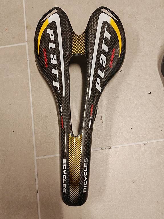 Pezzi di ricambio: Selle Platt carbone  – Usato da Penthaz venduto da GGE01 2