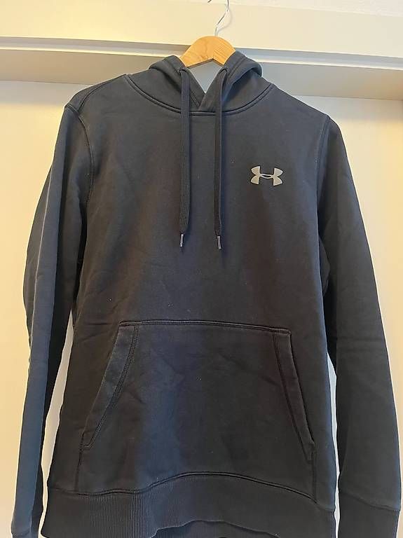 Under Armour Maglioni & Felpe: Sweat-shirt – Usato da Satigny venduto da vanne2206
