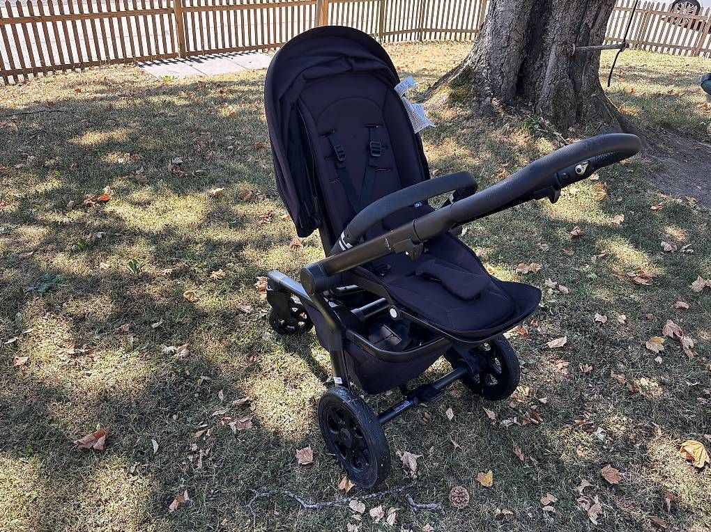 Poussette: Kinderwagenset – D'occasion à Pfäffikon ZH par sybille016