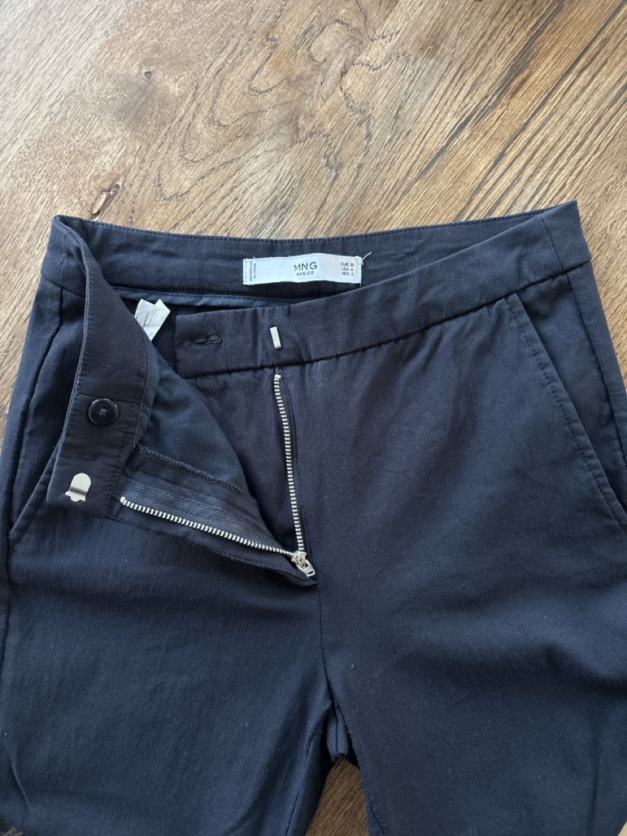 Mango Pantaloni: Mango Stoffhose, Grösse EUR 36 – Usato da Zürich venduto da janders