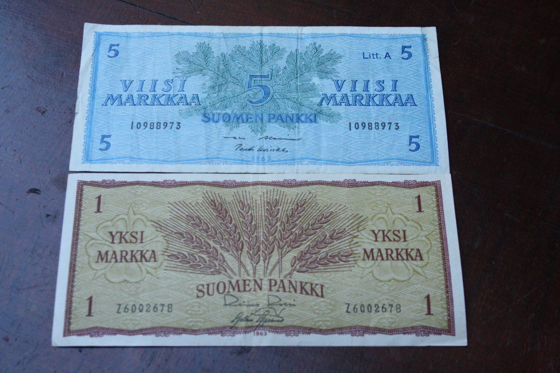 Banconote: Finland 1 & 5 Markkaa 1963 – Usato da Cormondrèche venduto da Hermes.monnaies