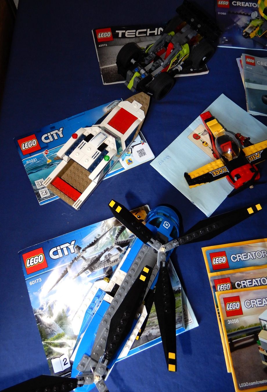 Lego Kit di costruzioni: LEGO Technic 13 Teile mit BA + 1,5 Kilo Teile dazu – Usato da Senèdes venduto da tintinette43 1
