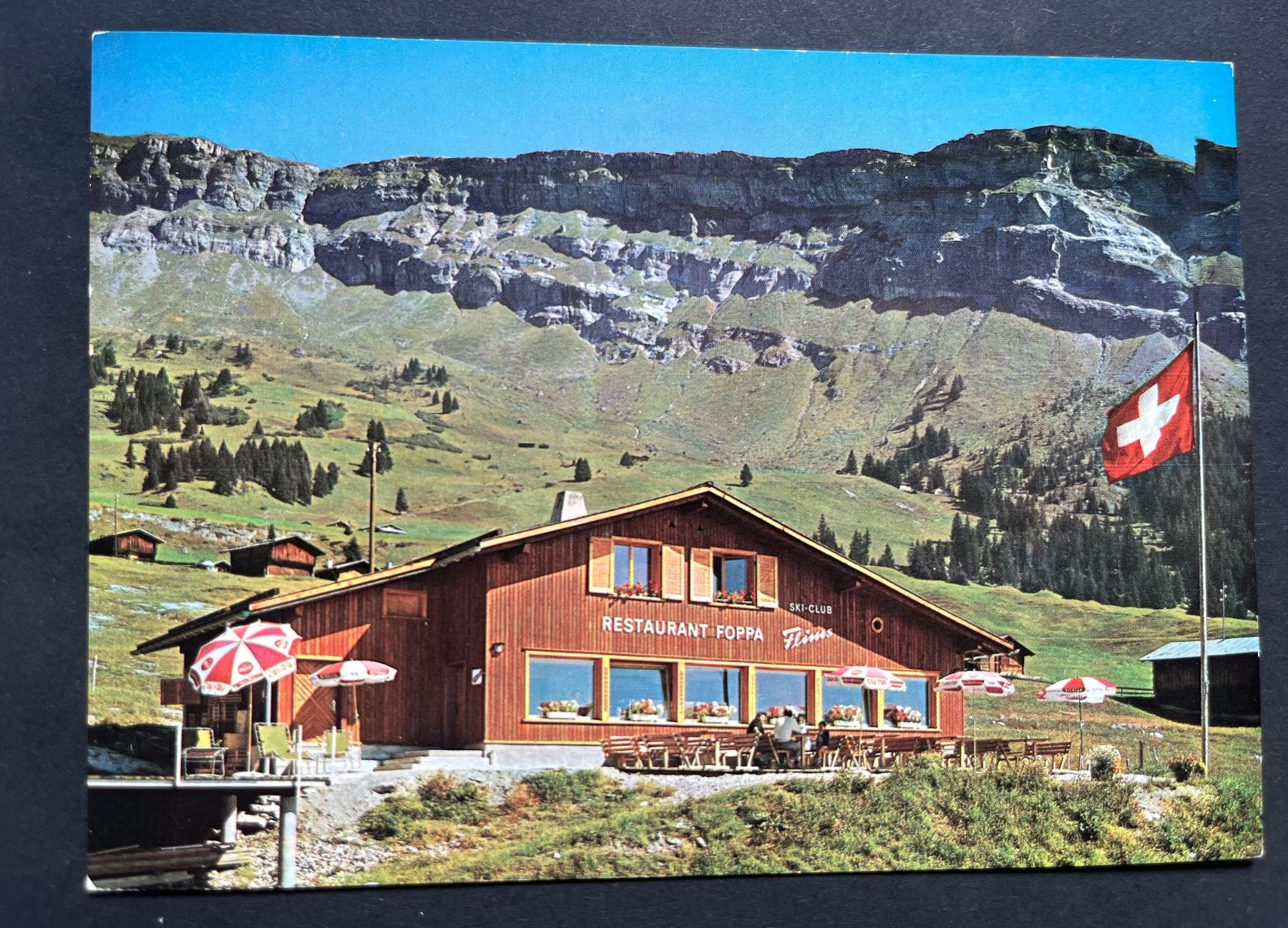 Cartes postales: Flims, Berg-Restaurant Foppa mit Flimserstein – D'occasion à Ostermundigen par DaxKarten-75