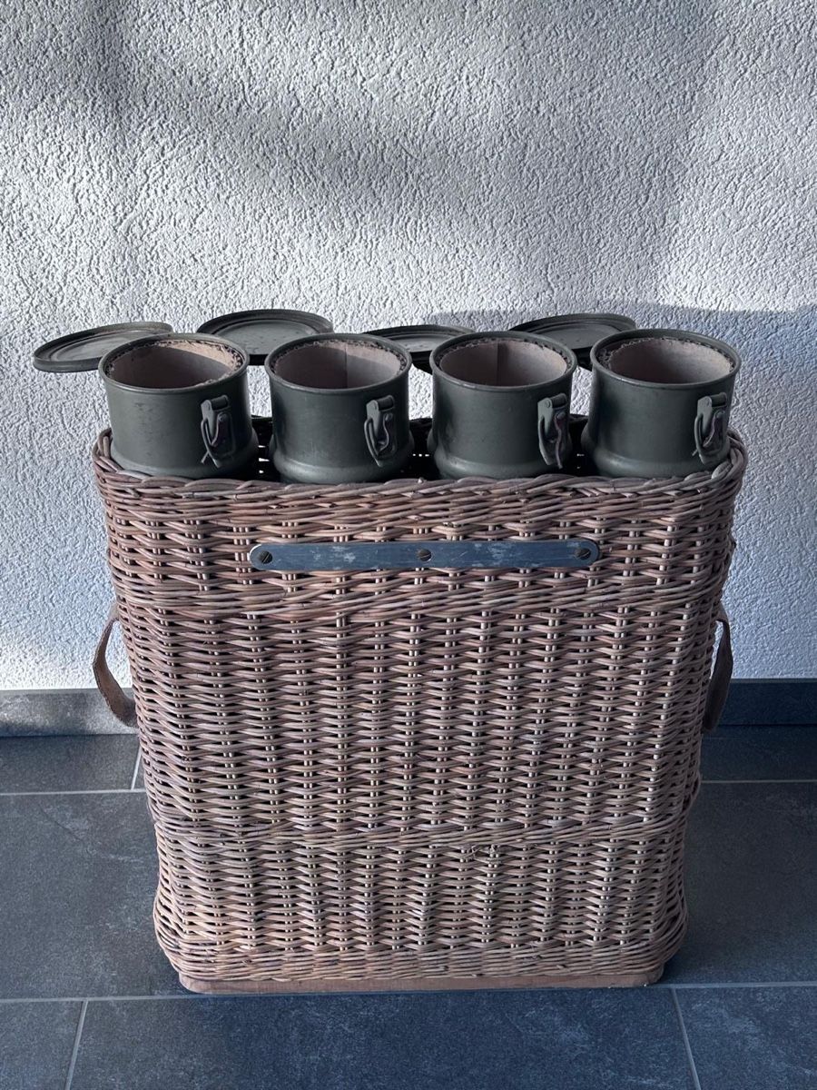 Equipement & pcs de rechange: Munitionskorb Schweizer Armee (Schirmständer) – D'occasion à Attinghausen par Sonnenstrahl.1 1