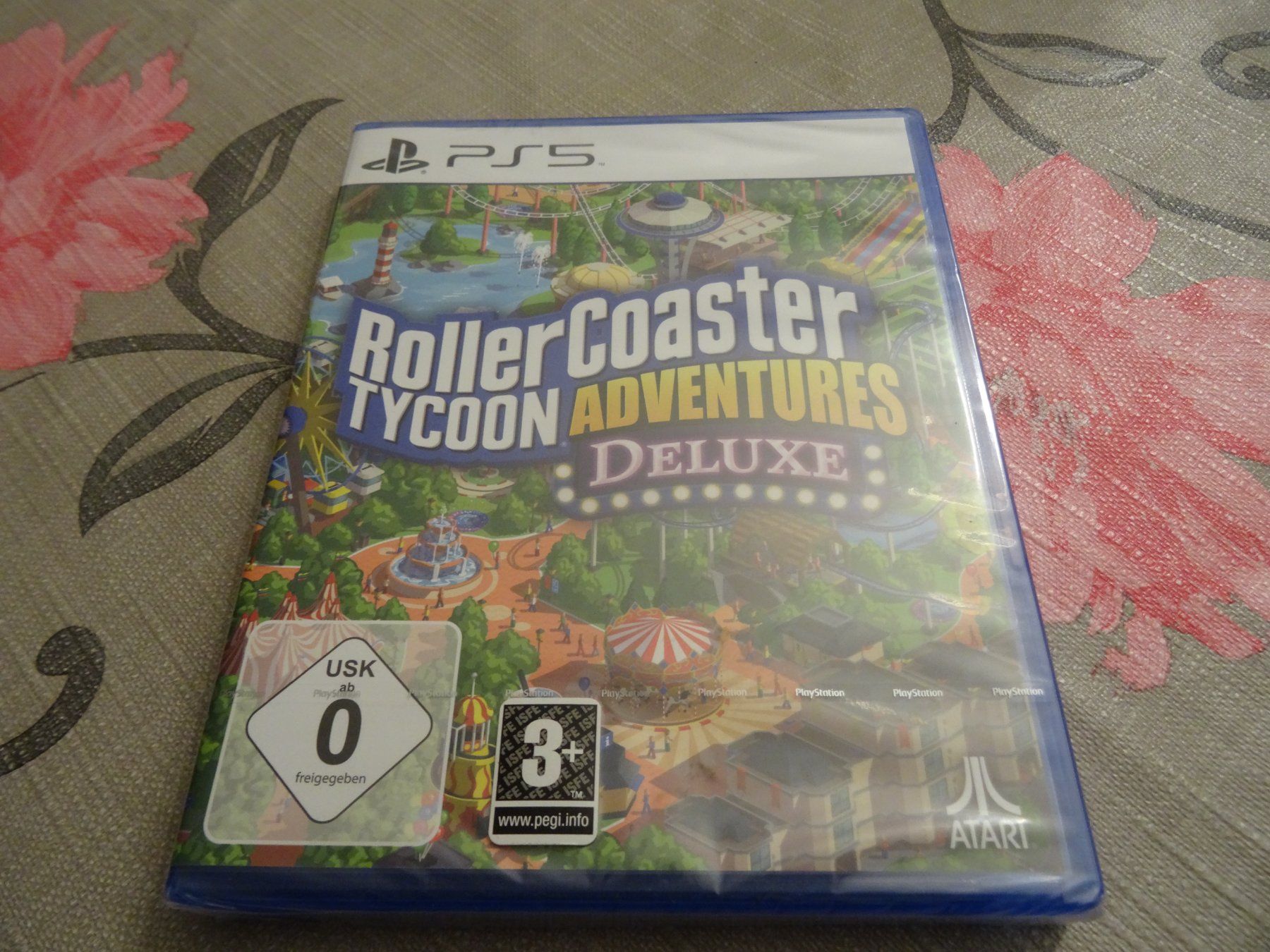 Sony Giochi: RollerCoaster Tycoon Adventures Deluxe - PS5 - Neu! – Nuovo e nell'imballaggio originale da Olten venduto da Disc-Ausverkauf