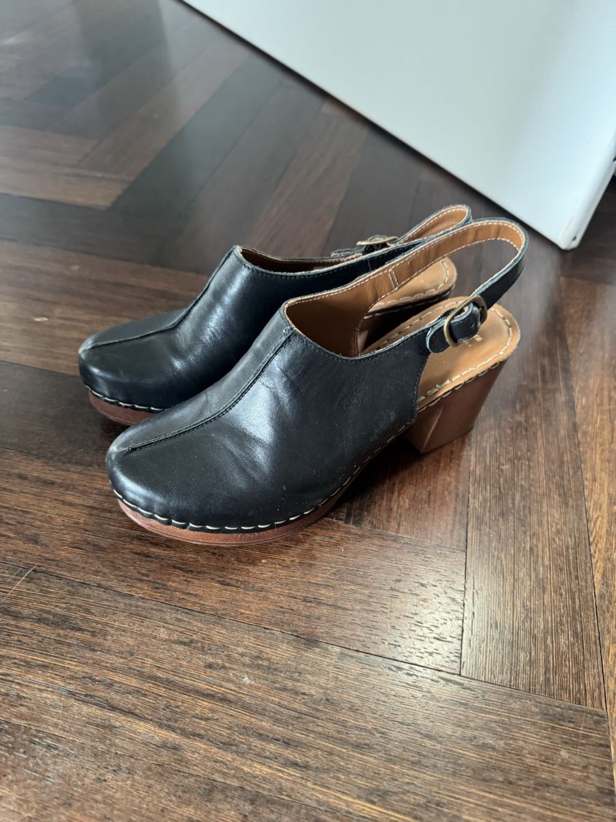 Damenschuhe: Bata Slingpumps/Clogs Leder Schwarz – Neu (gemäss Beschreibung) aus Nidau von leo_h2vb
