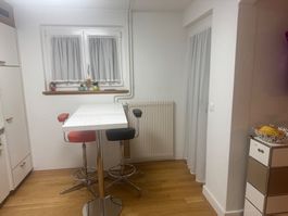 2 Vitra Bar Hocker orange & schwarz lief Gratis