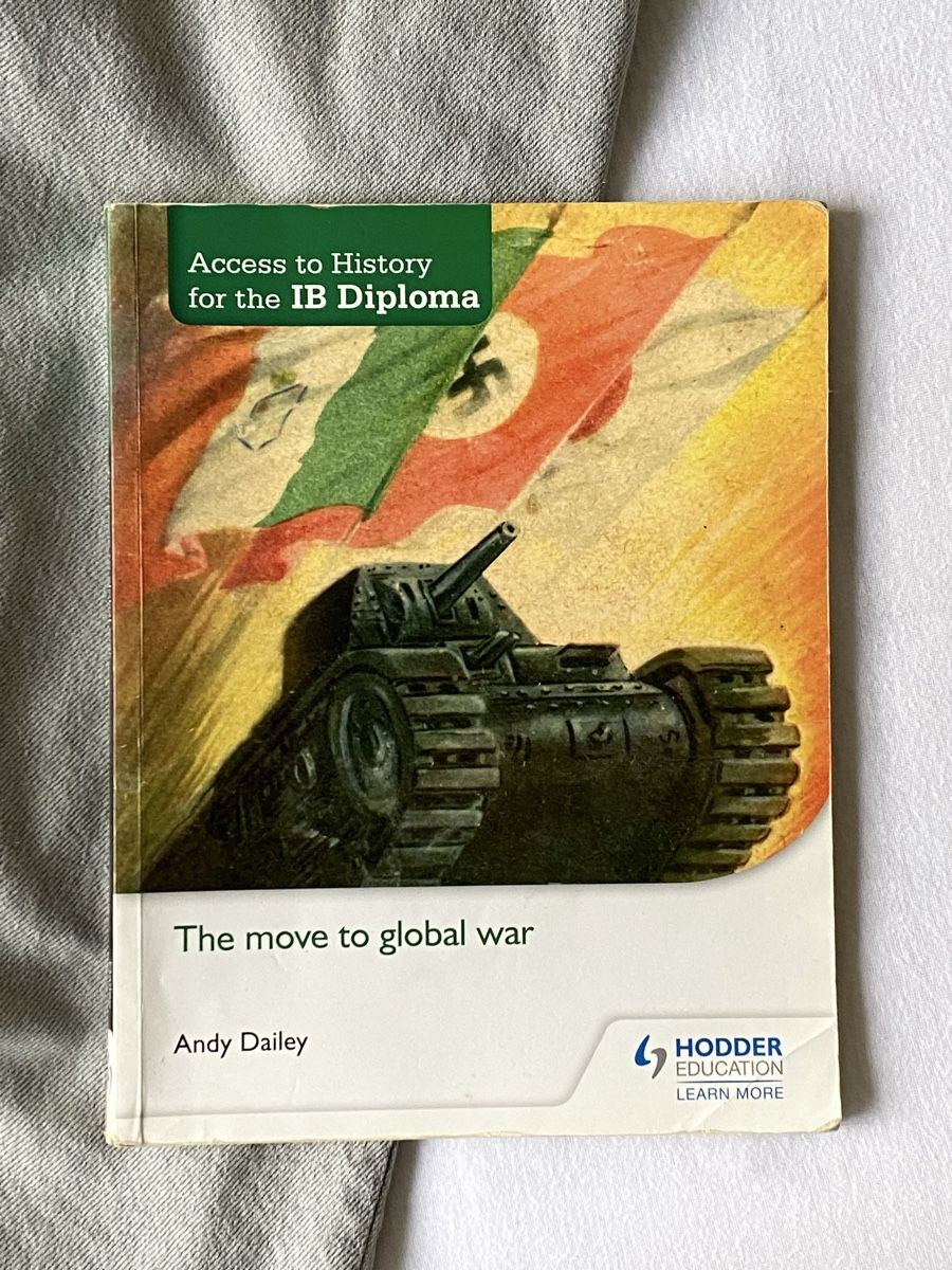 Libri: 7 IB Diploma textbooks – Usato da Möhlin venduto da ser_85rz 5