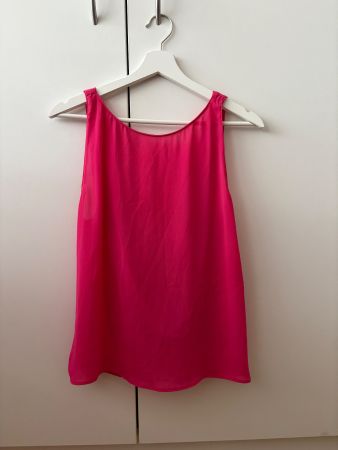 Top rose élégant dos-nu, idéal pour l'été!