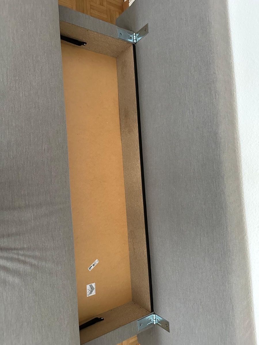 Ikea Divani: Canapé-lit gris clair – Usato da Genève venduto da amd_z25d 5