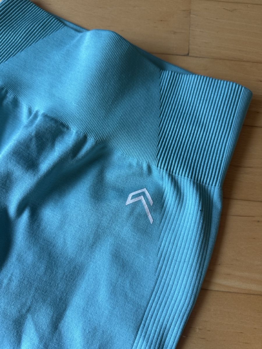 Oner Active Leggings: Oner Active Set – Neu (gemäss Beschreibung) aus Rickenbach-Sulz von hel_yx9y 3