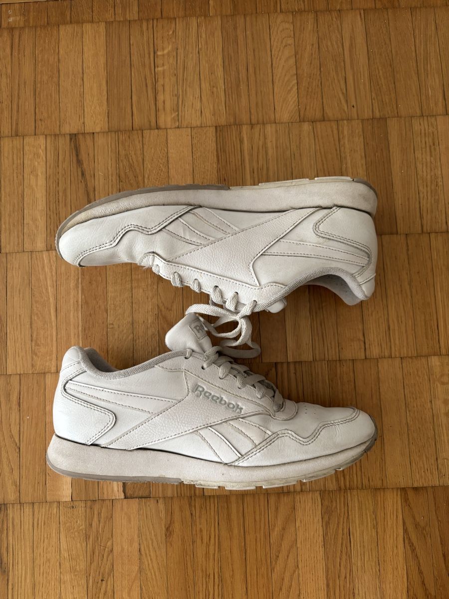 Reebok Scarpe da uomo: Reebok Leder Sneaker Unisex weiss Gr. 39 – Usato da Zürich venduto da enjoyxvintage 1