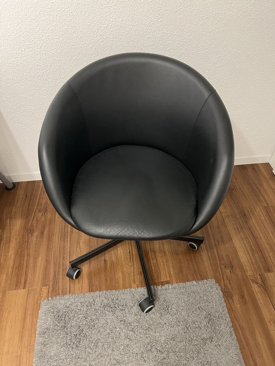 Rollstühle: IKEA Drehstuhl Skruvsta – Gebraucht aus Siebnen von Hubliv