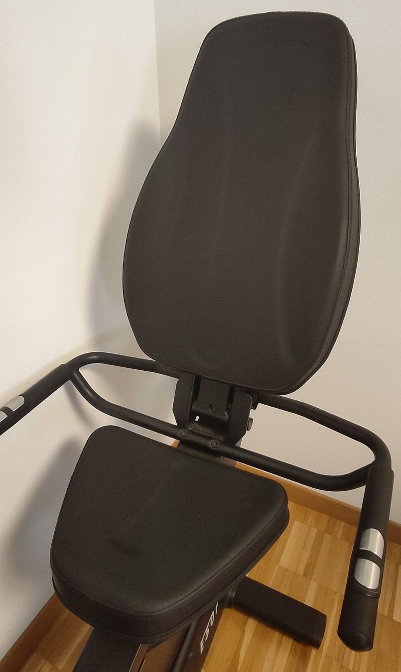 Tunturi Hometrainer: Tunturi Liegeergometer E50r mit div. Fitnessprogrammen – Usato da Buchs ZH venduto da Ellisviola 3