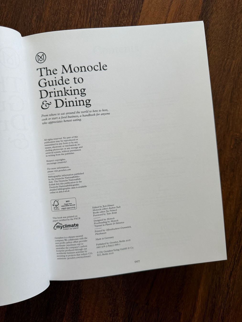 Libri: Buch: Monocle Guide to Drinking & Dining - Coffee Table Book – Usato da Ennetbaden venduto da miboo 2