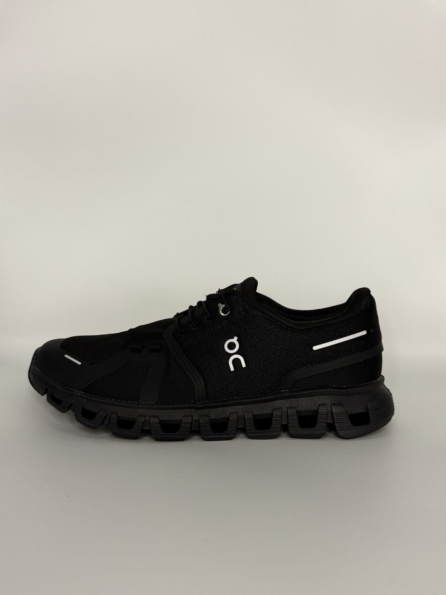 On Chaussures hommes: On Cloud 6 EU 44 – Neuf avec emballage d'origine à Oberengstringen par can_5gxb