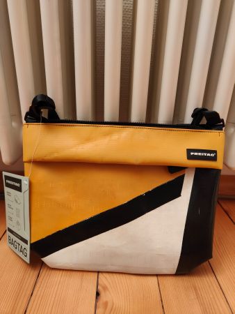 Freitagtasche Lou F553