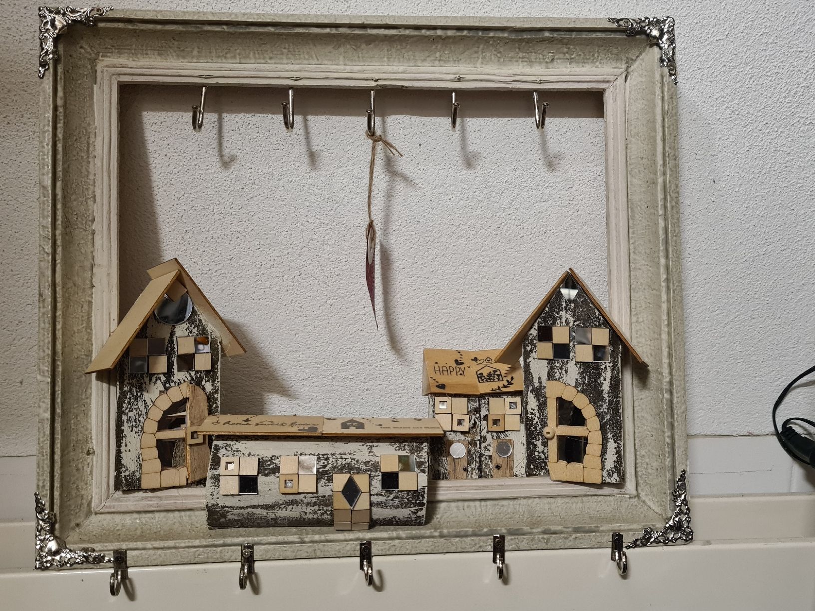 Toutes les décorations: Geschenksidee Schlüsselboard Handarbeit- 37x31 xm – Neuf avec emballage d'origine à Amriswil par kleindeko