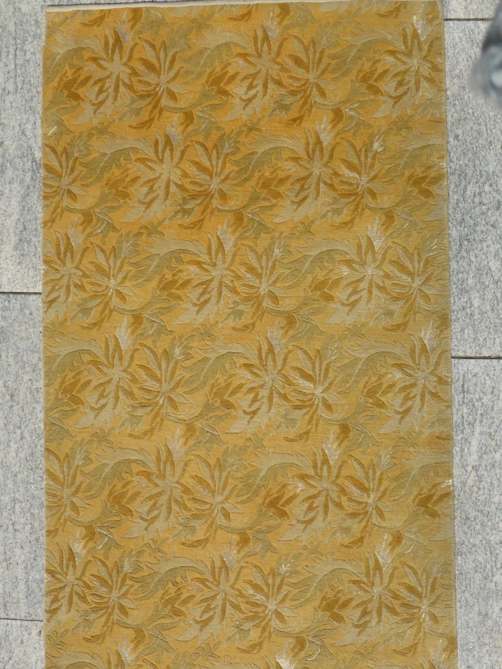Teppiche: Tibet Wool Teppich – Gebraucht aus Kilchberg ZH von albis1234