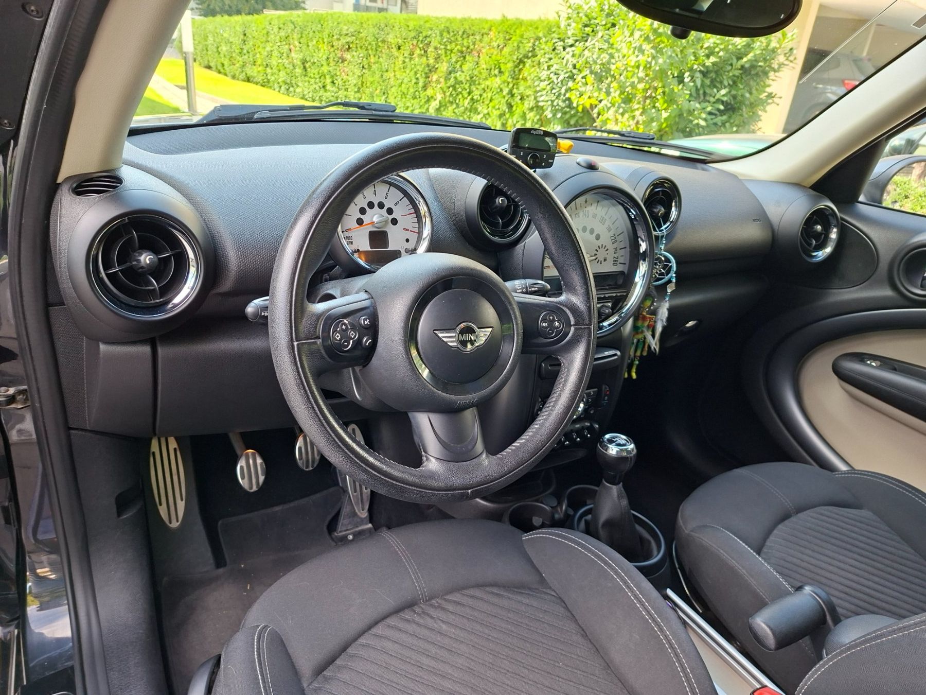Mini Autos: Mini Cooper S All4 – D'occasion à Sierre par cri_9wzw 1