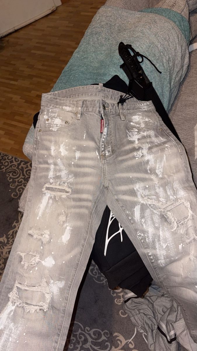 Dsquared2 Jeans: Dsquared2 Jeans gr.32 – Usato da Triengen venduto da Fighterheart71
