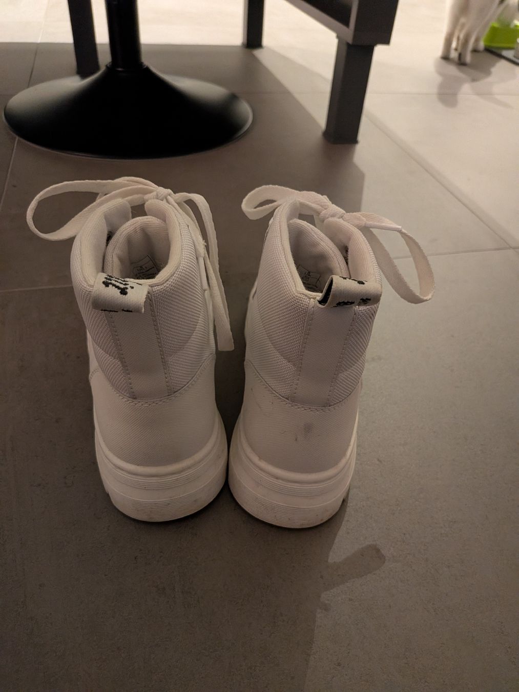 Dr. Martens Scarpe da uomo: dr Martens bianche – Usato da Origlio venduto da ott_x7z8 2