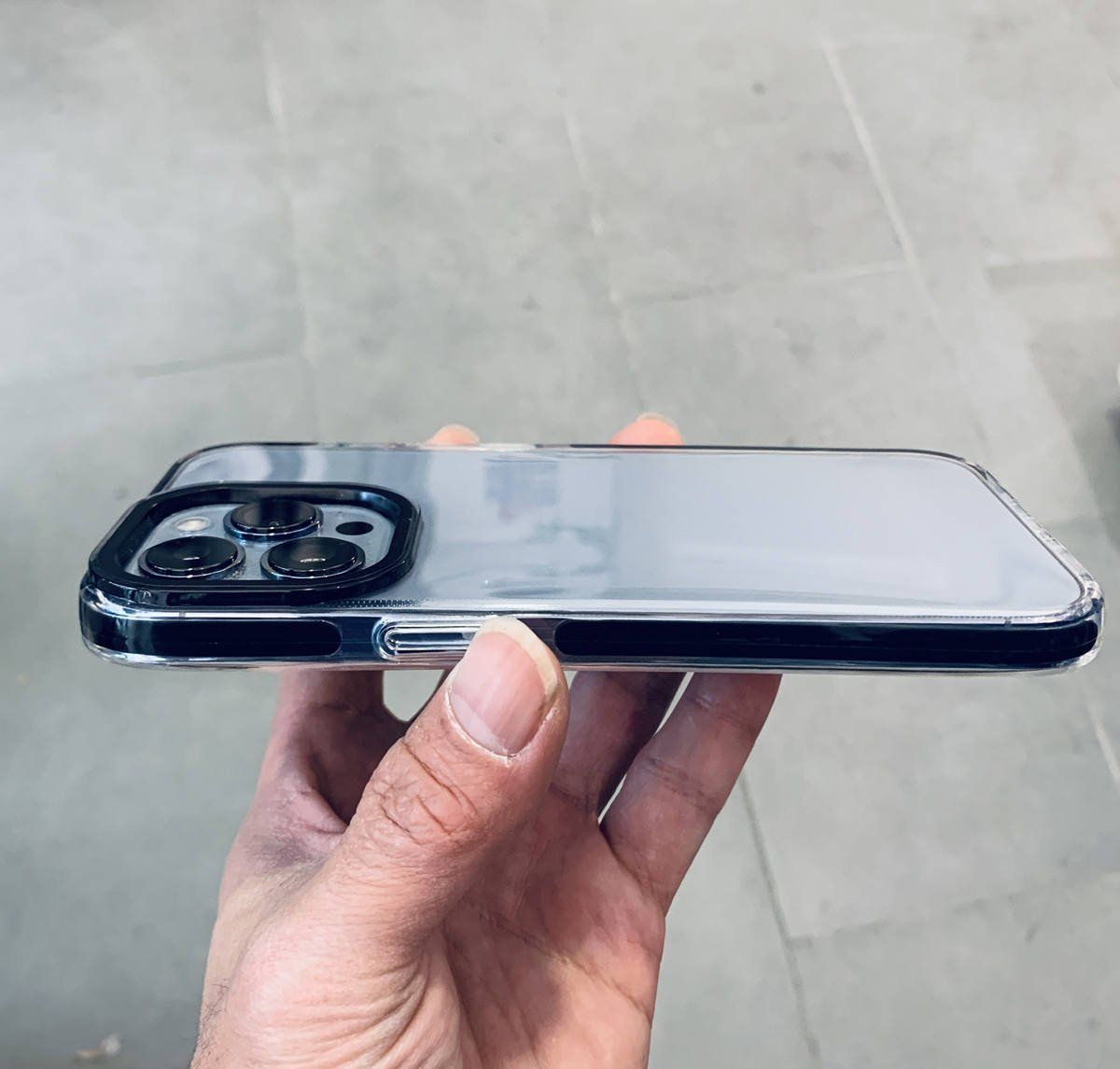 Covers & Schutzfolien: iPhone 14 Pro Max - coque double couleur ultra resistante – Neu und originalverpackt aus Morges von DigiAC 1