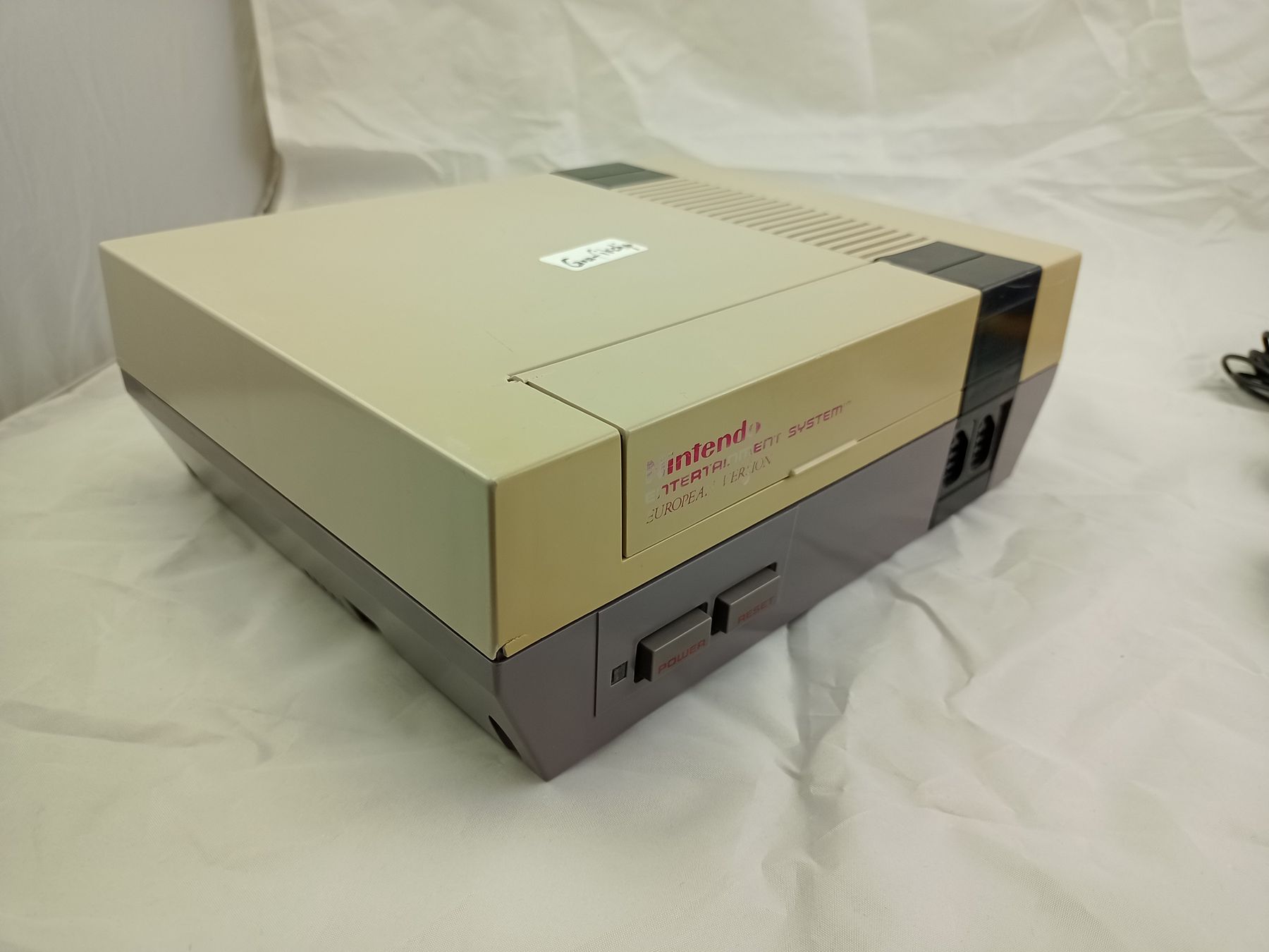 Konsolen: Nintendo NES Konsole Defekt mit – Defekt aus Buchs AG von SellAndBuyX 1