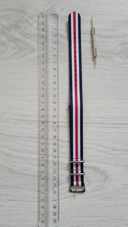 NATO Rouge, blanc bleu 18 mm 2