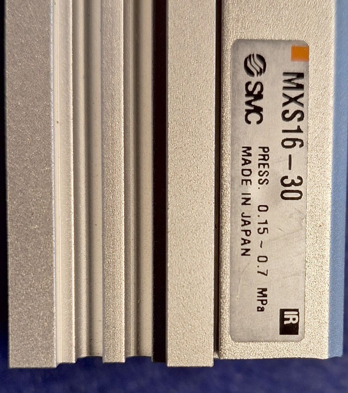 Altri prodotti elettronici: SMC MXS16-30 – Nuovo e nell'imballaggio originale da Bussy FR venduto da 023 5