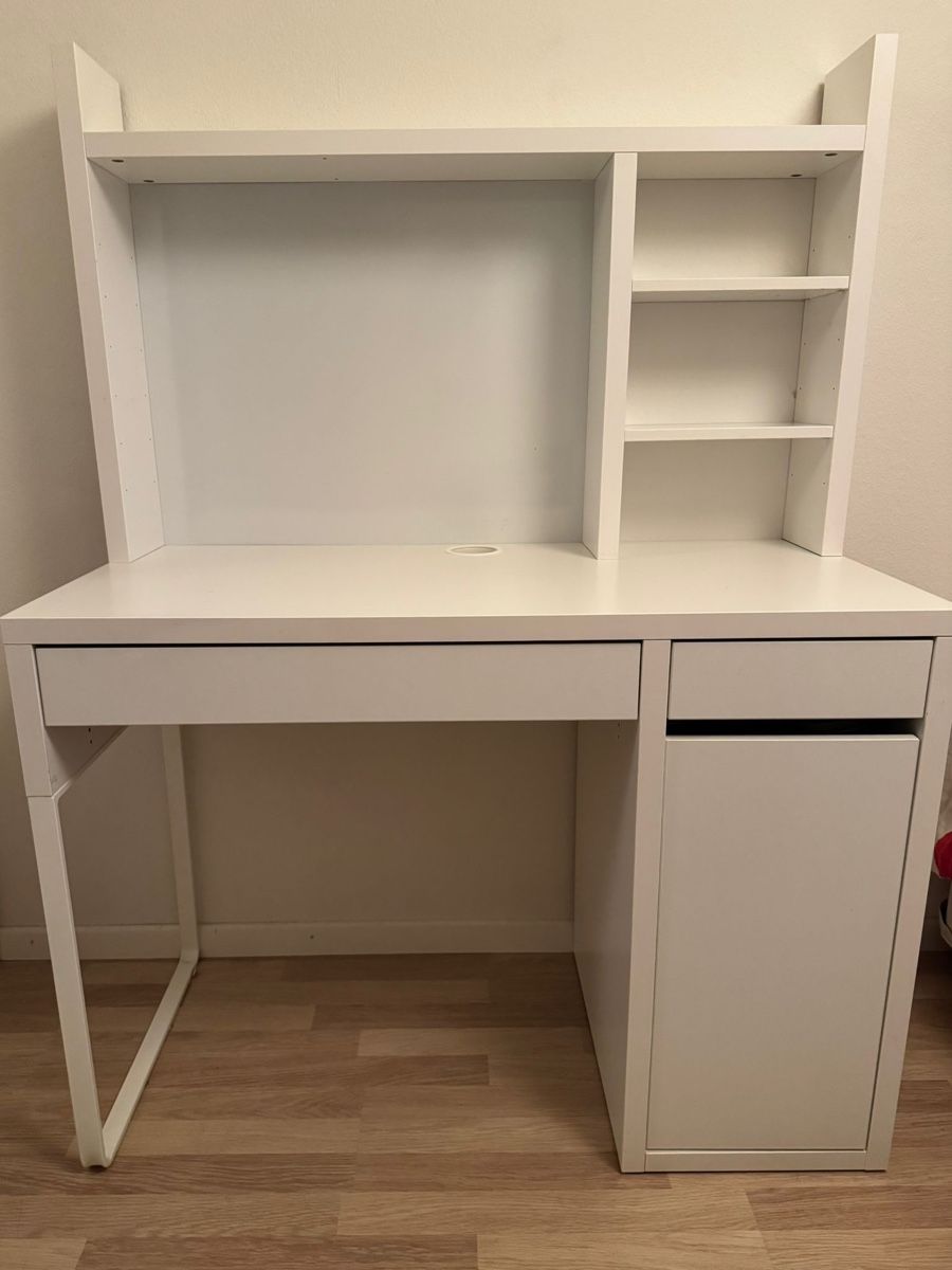 Ikea Schreibtische: Schreibtisch mit Whiteboard – Gebraucht aus Schaffhausen von ilayda.ozk 2
