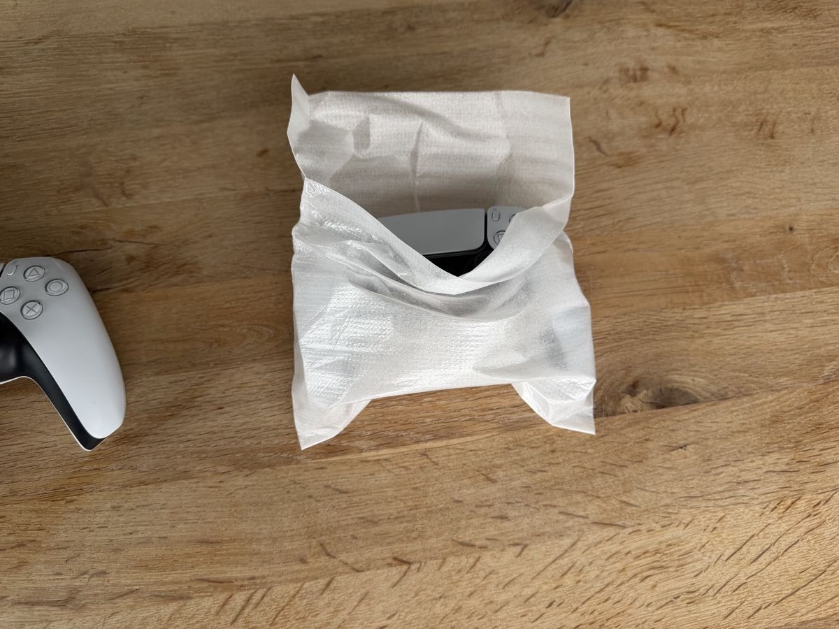 Sony Console: Playstation 5 - sehr gepflegt- inkl. 2 Controller – Usato da Seedorf BE venduto da MiSchap1378 4
