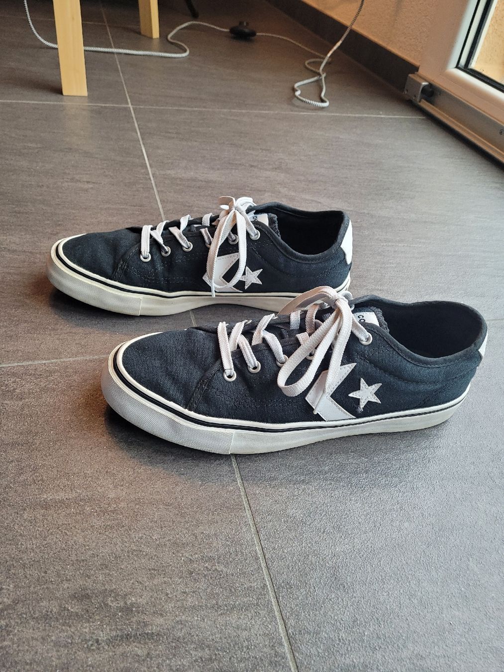 Converse Herrenschuhe: Converse unisexe, Taille 41 – Gebraucht aus Cernier von Moose6 2