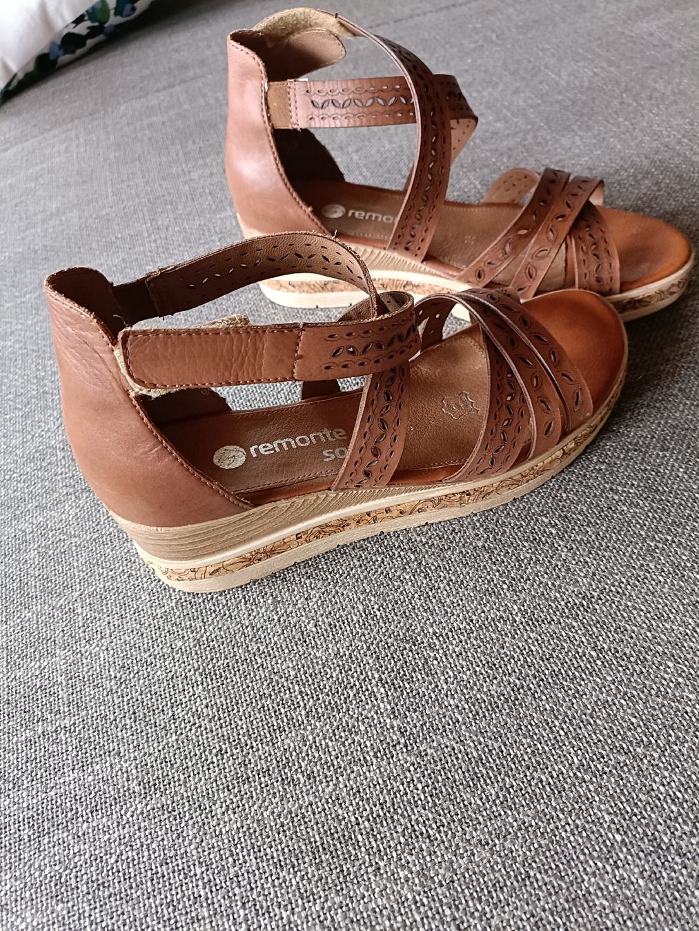 Scarpe da donna: Keilsandaletten – Usato da Zweisimmen venduto da volkscar 1