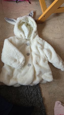 Niedliche Winterjacke , Kuschelig und Weich mit süsse Kaputz