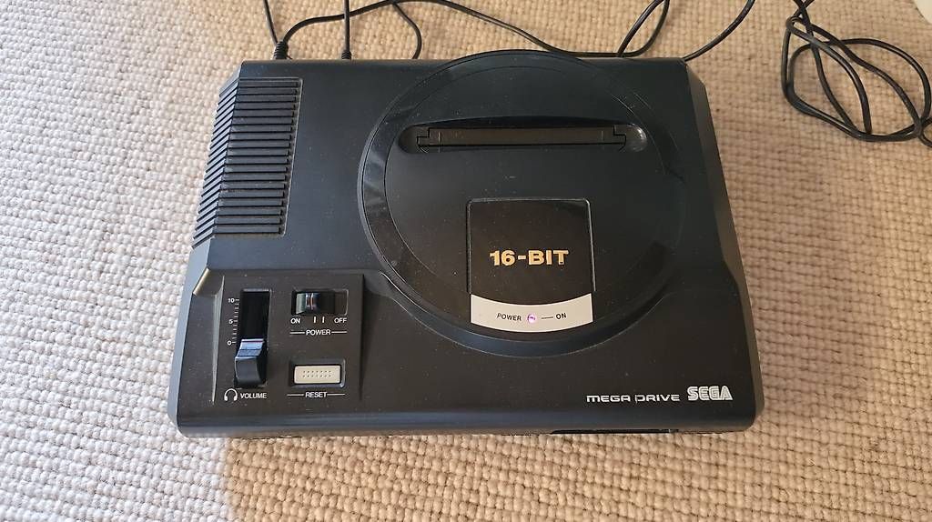Consoles: SEGA Mega Drive – D'occasion à Linthal par StuessiLinthal