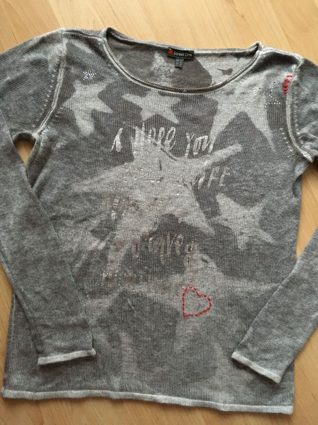 Pullover & Sweatshirts: Pulli mit Wording Street One Gr.36 – Gebraucht aus Muotathal von robin40