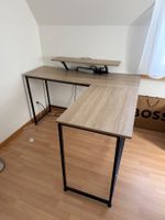 Grosser Eck-Schreibtisch mit Aufsatz