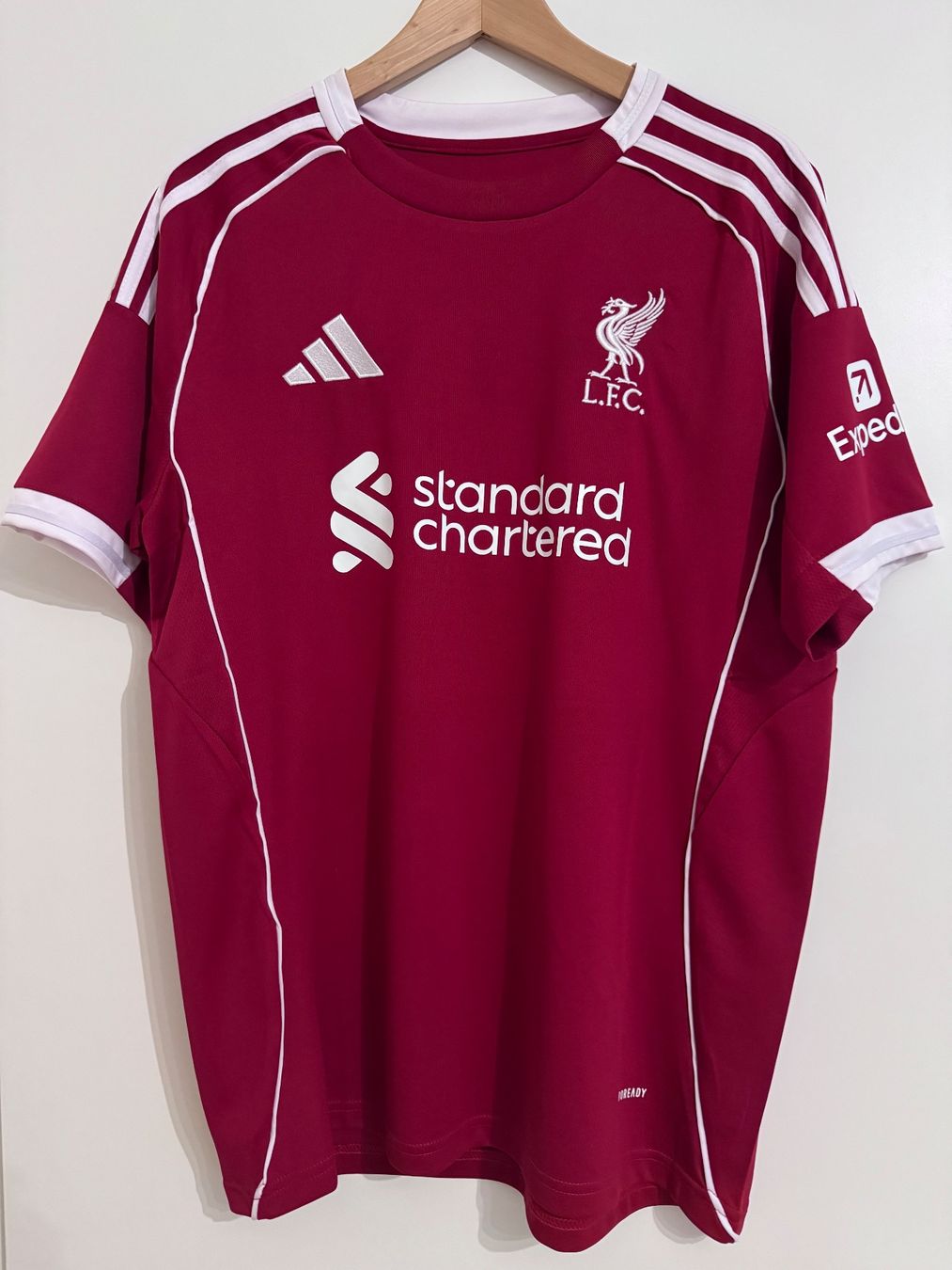 Canottiere & Pantaloni: Trikot Liverpool, rot, Grösse L – Usato da Thun venduto da Dvddealer