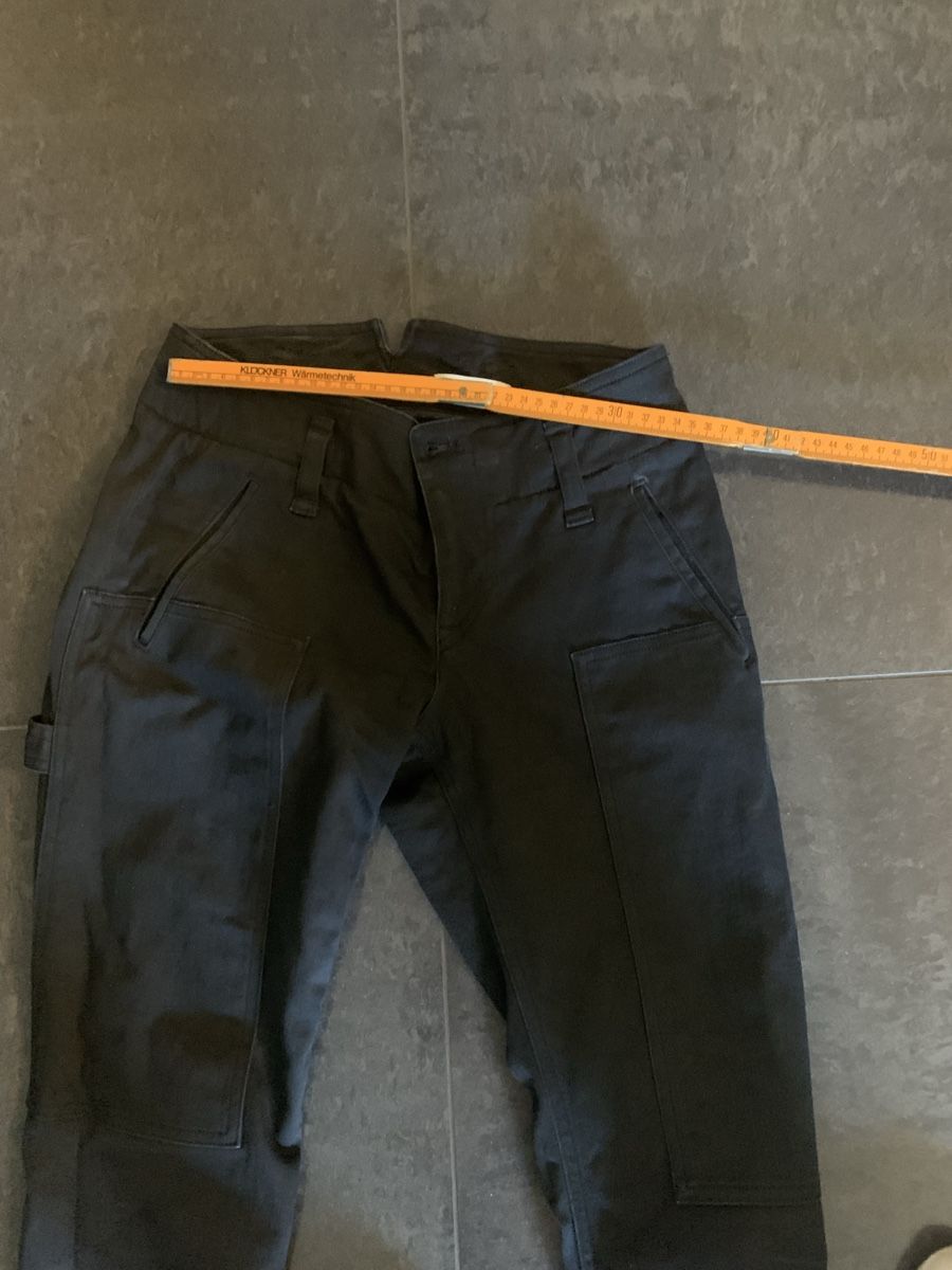 Balenciaga Pantaloni: Balenciaga Hose  – Usato da Bergdietikon venduto da zor_856j 5