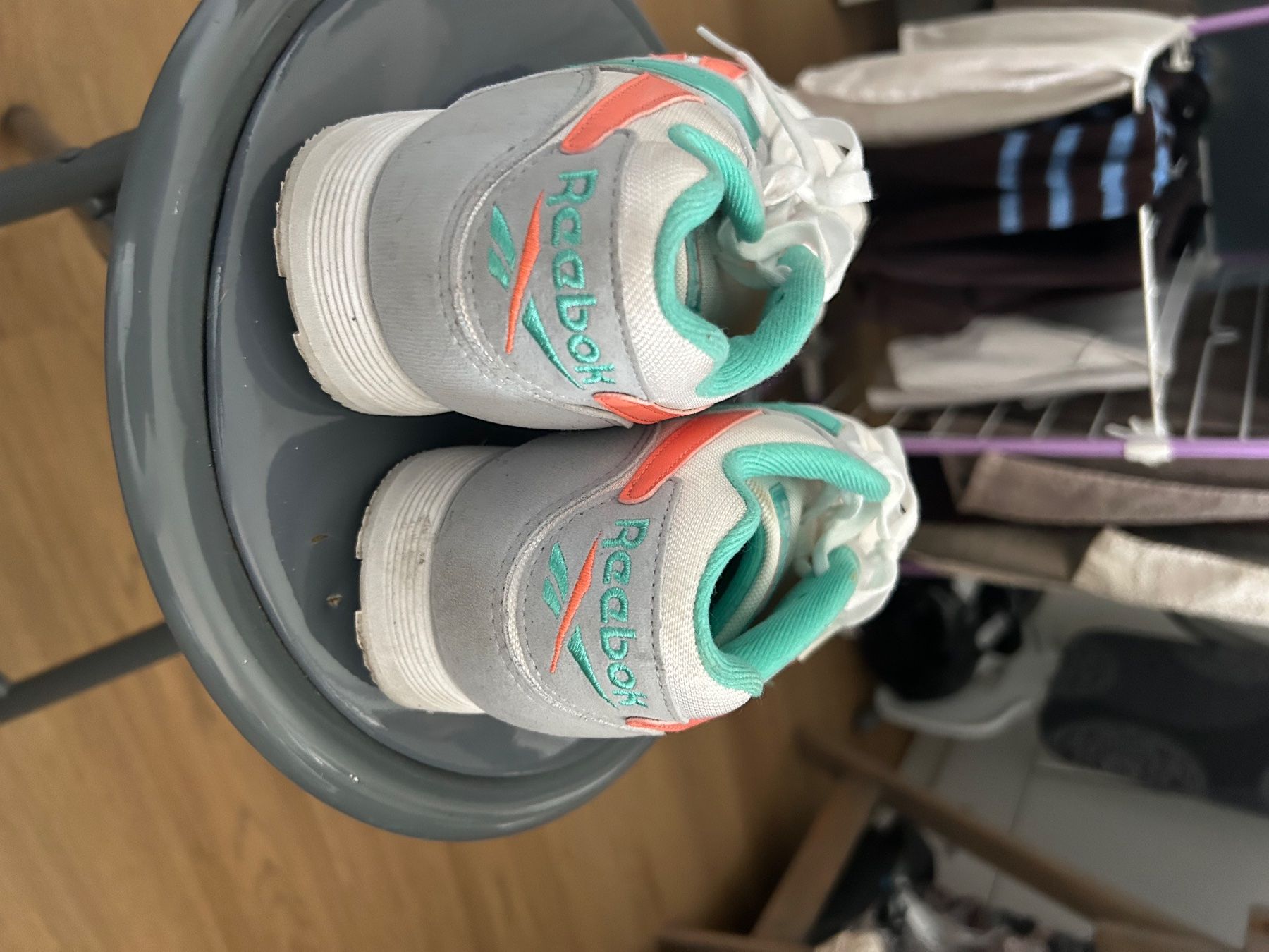 Reebok Scarpe da uomo: Reebok Classic sneakers, size 39, excellent condition – Usato da Sion venduto da hvi_bgs7 1