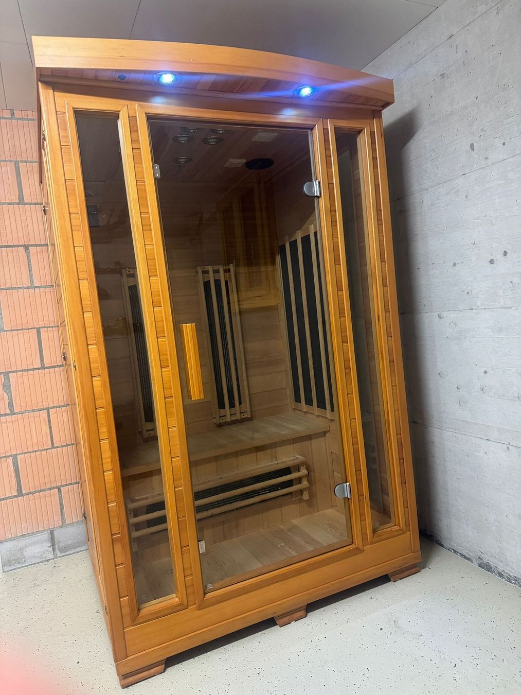 Saunas & Accessoires: Sauna – D'occasion à Mamishaus par MuellerLMAG 8