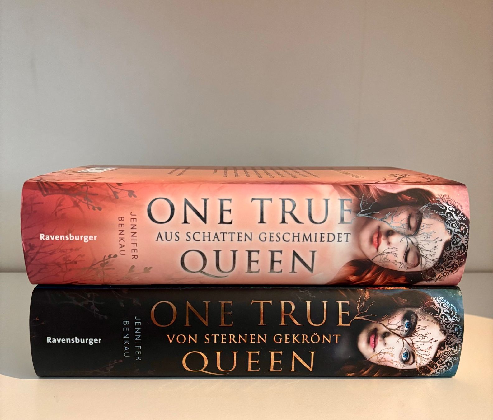 Libri: One True Queen - Dilogie | Jennifer Benkau | Hardcovers – Usato da Regensdorf venduto da _Camilla_W 4