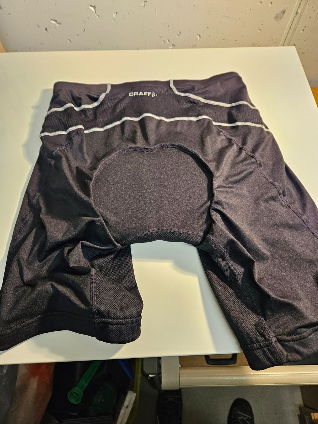 Trainer, Turnhosen & -trikots: Radtrikot set – Gebraucht aus Chur von Einszweidreiviermein 2