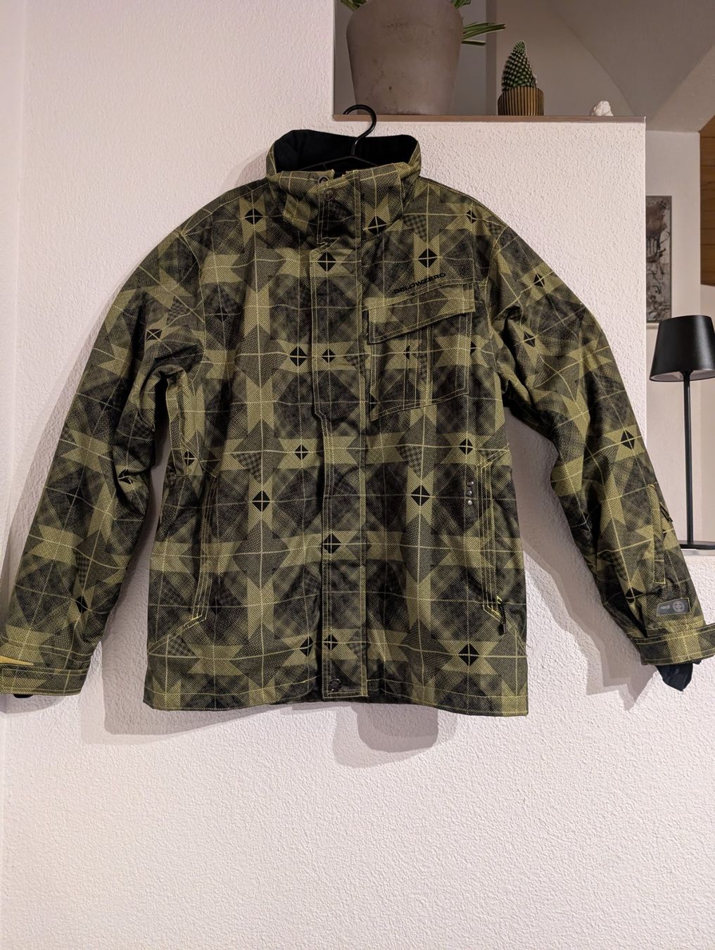 Giacche: BELOWZERO Real Winterjacke, gemustert, Grösse Large – Usato da Volketswil venduto da Thopas6871