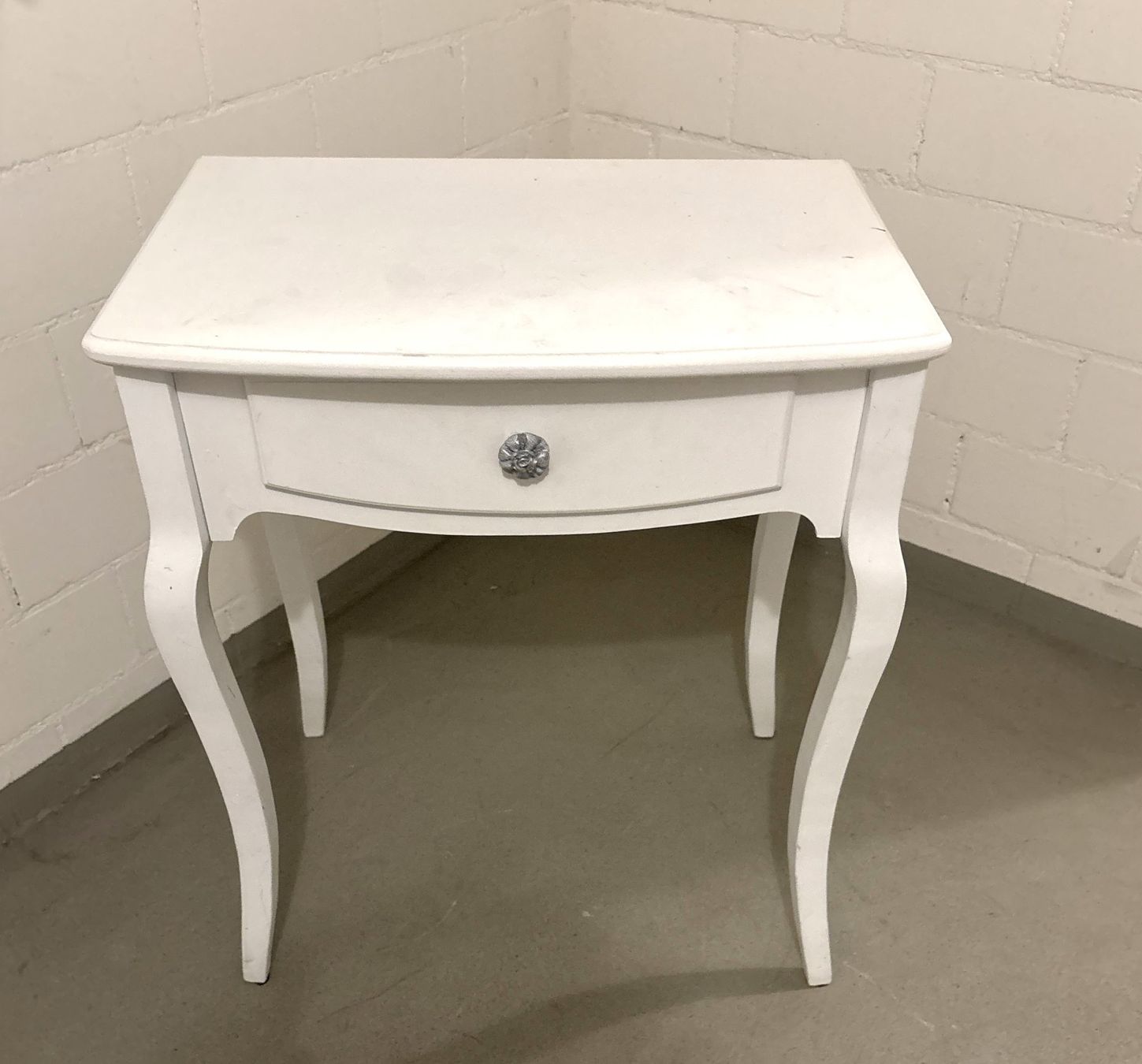 Cassettiere: Kommode shabby chic muss gestrichen werden – Usato da Glattbrugg venduto da Ariel012 5