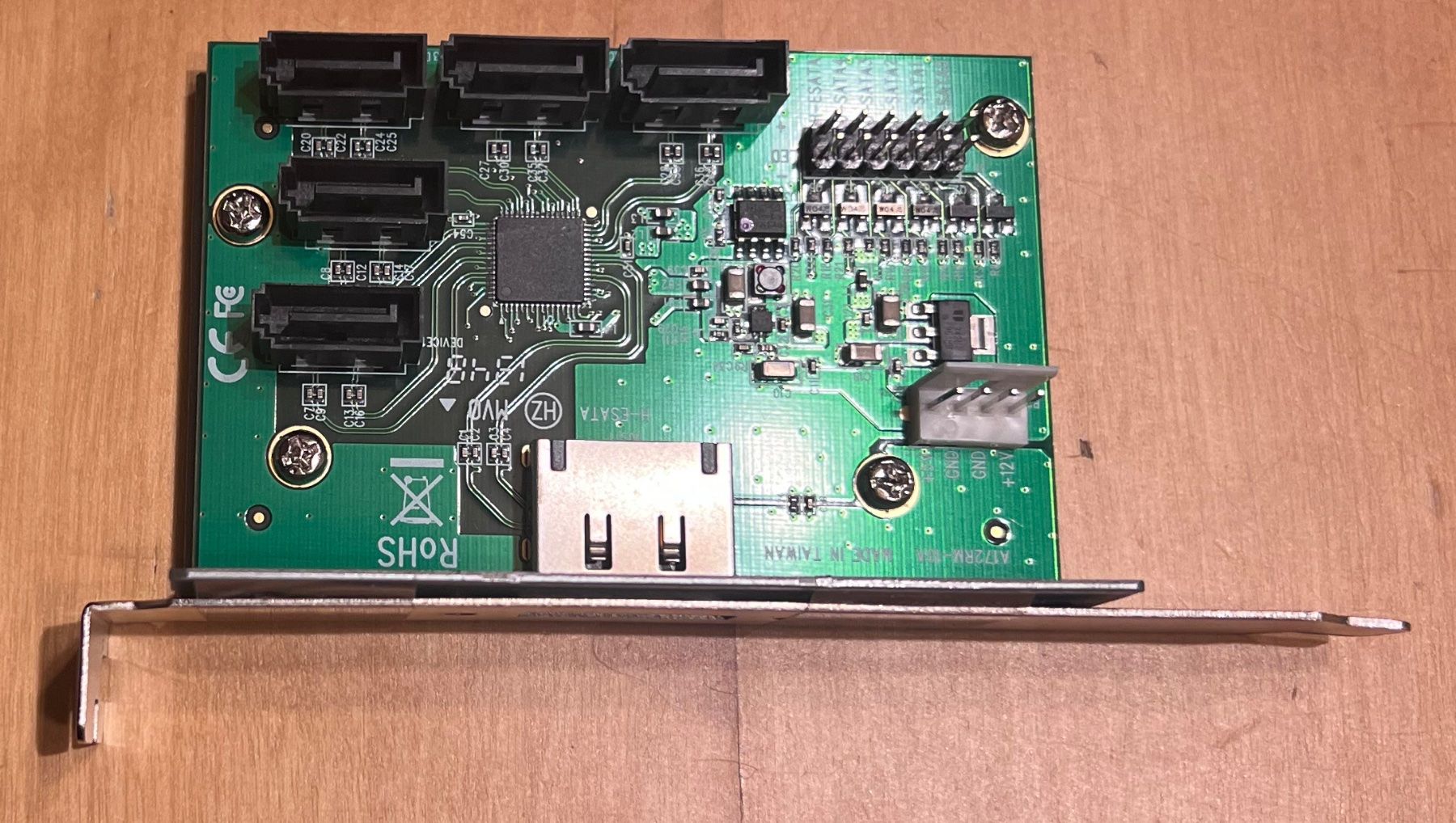 Laufwerke & Adapter: 5 Port Sata Multiplier ST-172RM – Gebraucht aus Unterengstringen von NOISE 1