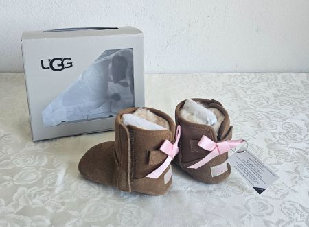 ***UGG***Baby Schuhe Gr.02/03