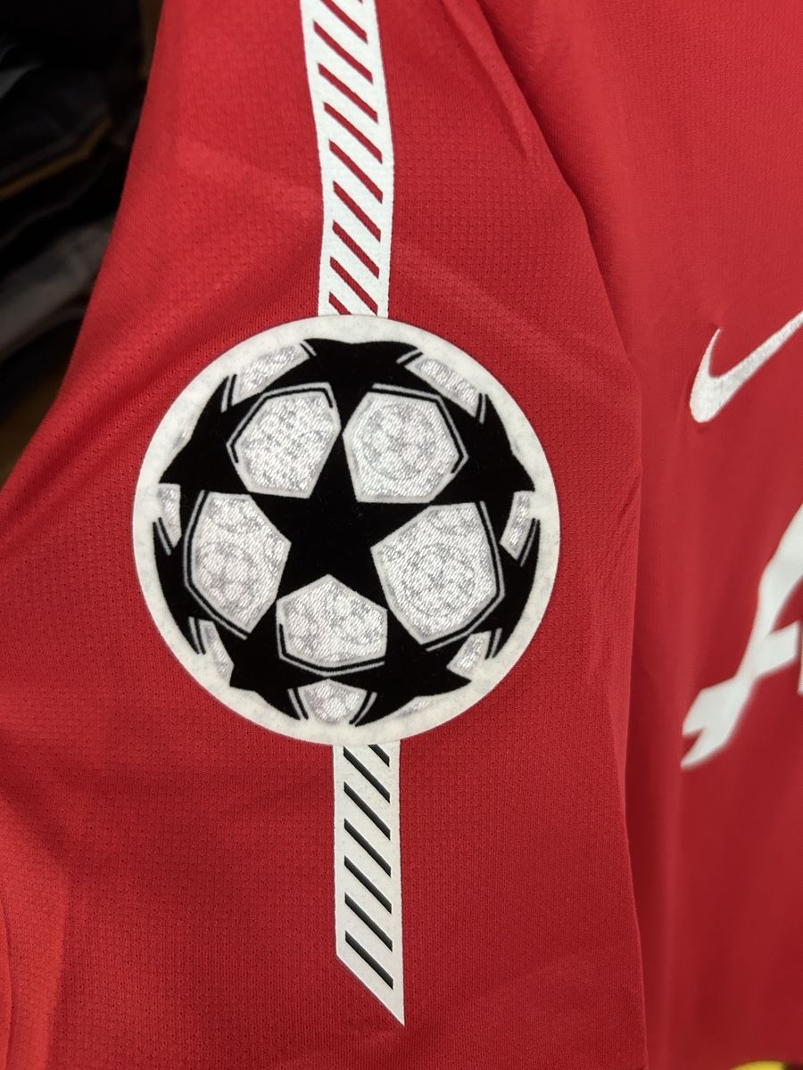 Manchester United Canottiere & Pantaloni: Maillot Manchester United AON, taille XL, saison 2010/2011 – Usato da Courgenay venduto da mar_w26c 1